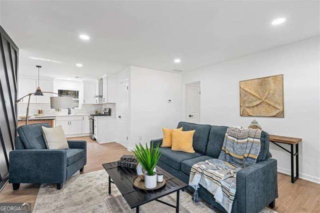 97 Cathie Drive, Dallas, GA 30132