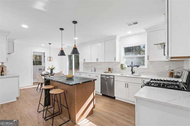 97 Cathie Drive, Dallas, GA 30132