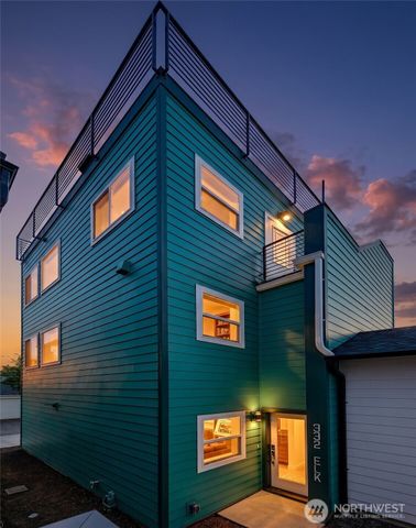332 NE Elk Place, Seattle, WA 98115