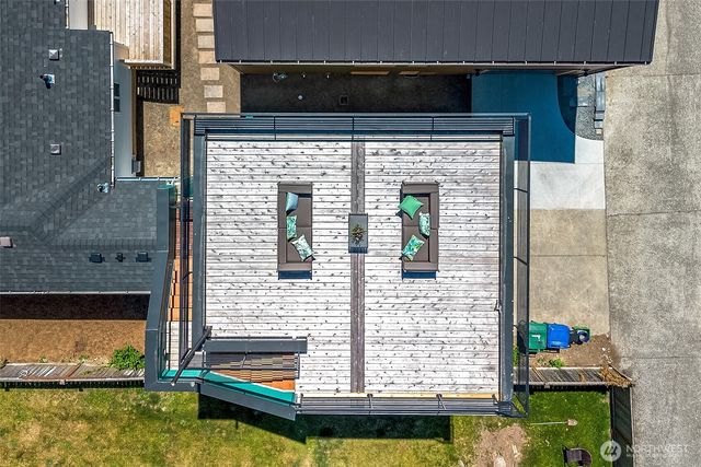 332 NE Elk Place, Seattle, WA 98115