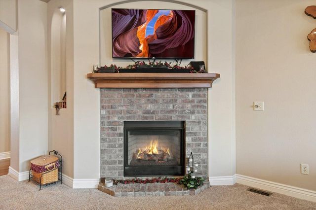 1205 N Bay Meadow Court, Nixa, MO 65714