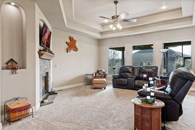 1205 N Bay Meadow Court, Nixa, MO 65714