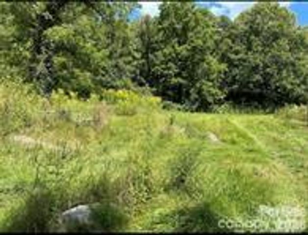 108 Lanning Road, Clyde, NC 28721