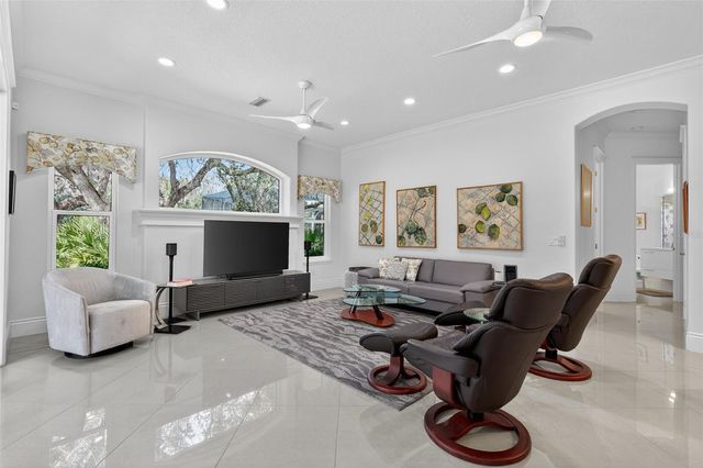 5 AVENUE MONET, Palm Coast, FL 32137