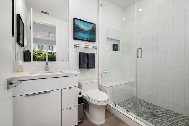 890 Cameron Center Drive, Palm Springs, CA 92264