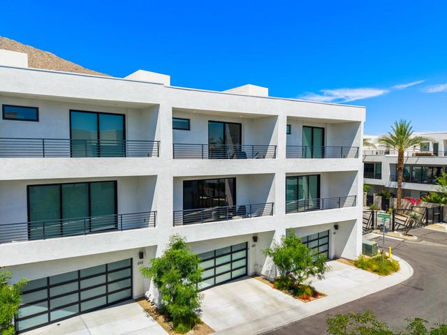 890 Cameron Center Drive, Palm Springs, CA 92264