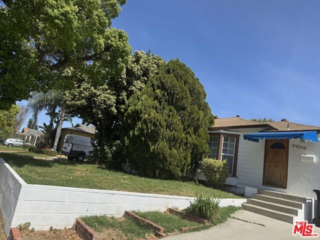 6556 Forbes Avenue, Van Nuys (los Angeles), CA 91406