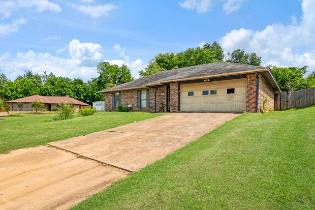 2630 Kessler Drive, Paris, TX 75460