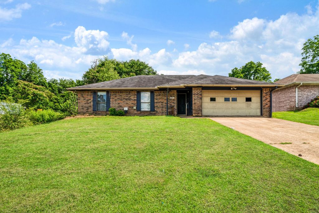 2630 Kessler Drive, Paris, TX 75460
