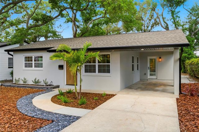 8051 26TH AVENUE N, St Petersburg, FL 33710