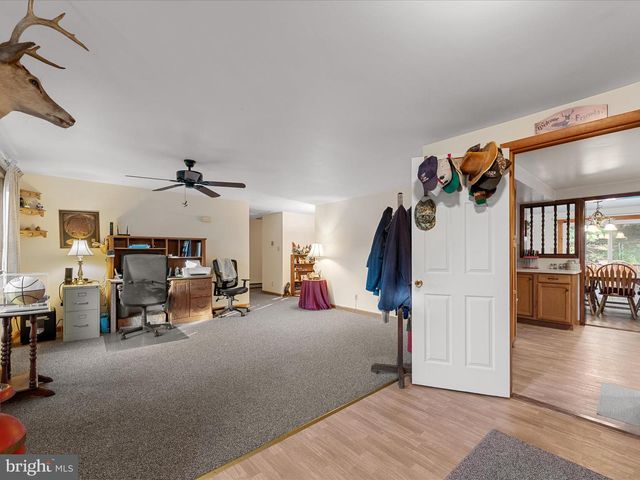 10260 TROUT RUN RD, Wardensville, WV 26851