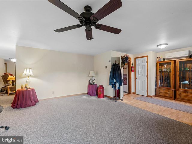 10260 TROUT RUN RD, Wardensville, WV 26851