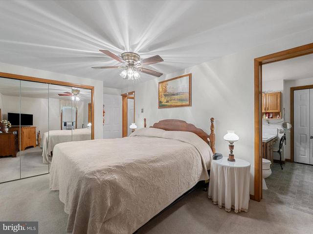 10260 TROUT RUN RD, Wardensville, WV 26851