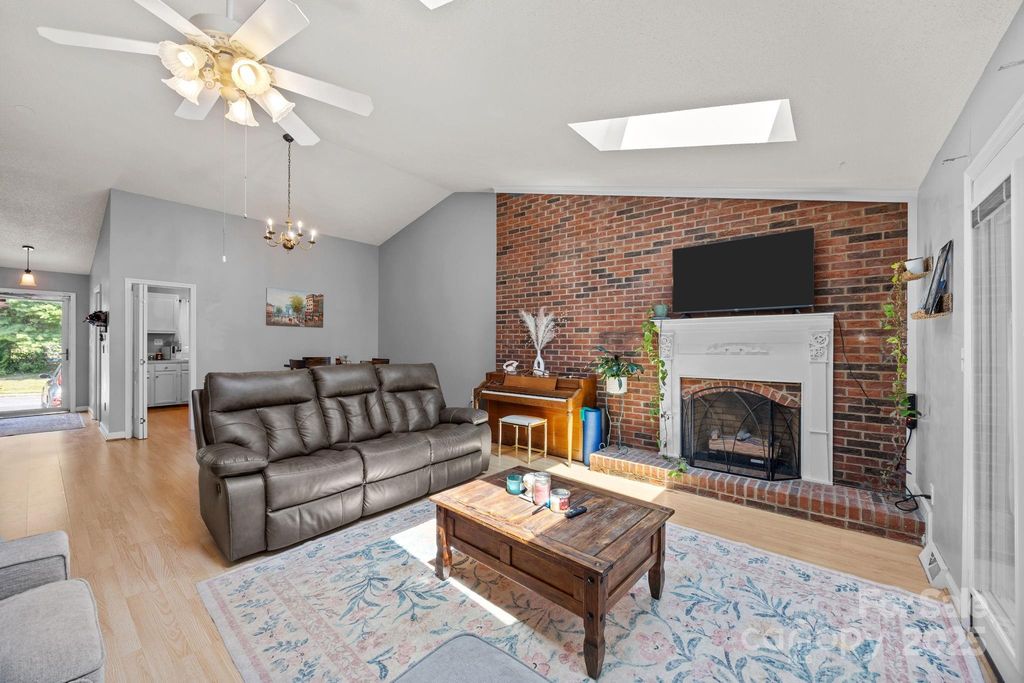1300 Larchmont Place 501, Salisbury, NC 28144