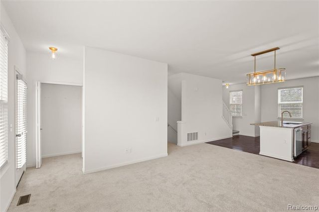 478 N Wixom Road, Wixom, MI 48393