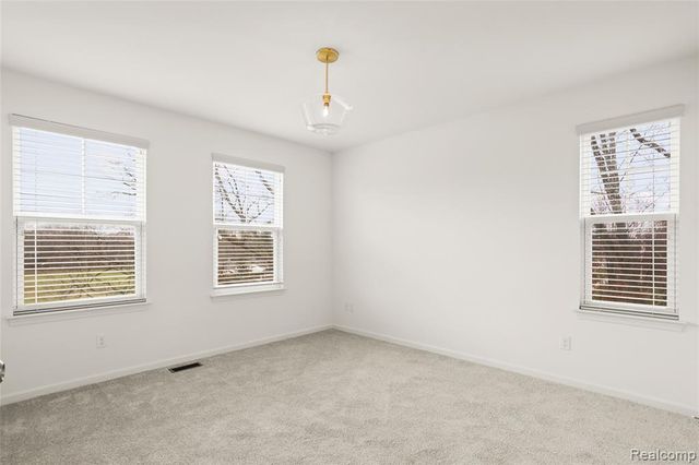 478 N Wixom Road, Wixom, MI 48393