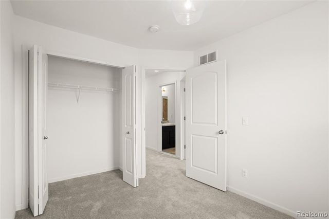 478 N Wixom Road, Wixom, MI 48393