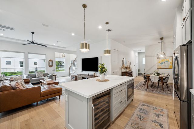 2012 Welch Street, Houston, TX 77019