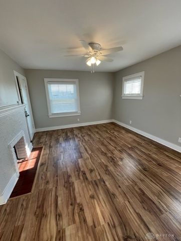 4121 S Dixie Drive, Moraine, OH 45439