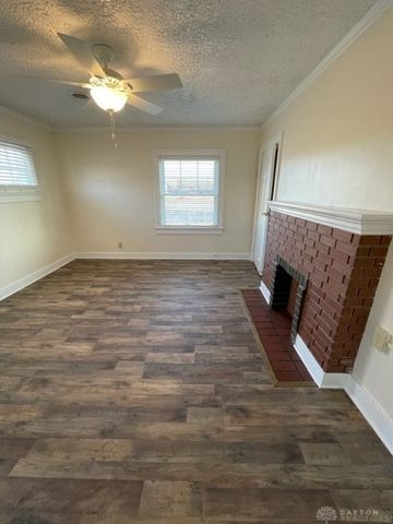 4121 S Dixie Drive, Moraine, OH 45439