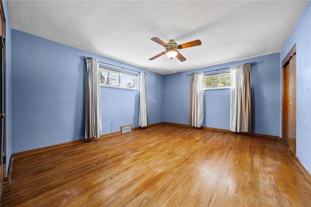 109 Clearview Dr, Peters Twp, PA 15317