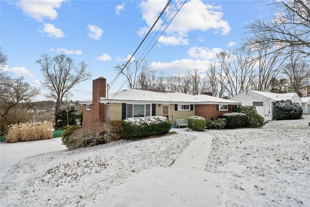 109 Clearview Dr, Peters Twp, PA 15317