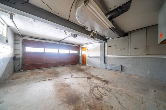 109 Clearview Dr, Peters Twp, PA 15317