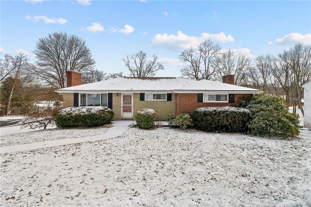 109 Clearview Dr, Peters Twp, PA 15317