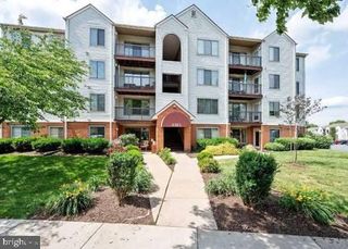 8383 BUTTRESS LN #102, Manassas, VA 20110