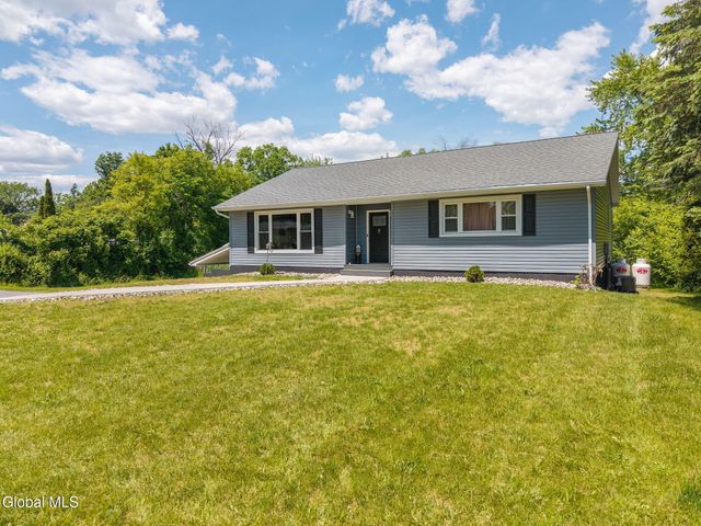10 Ten Broeck Street, Stillwater, NY 12170