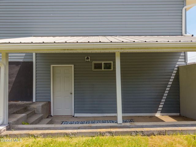 10 Ten Broeck Street, Stillwater, NY 12170
