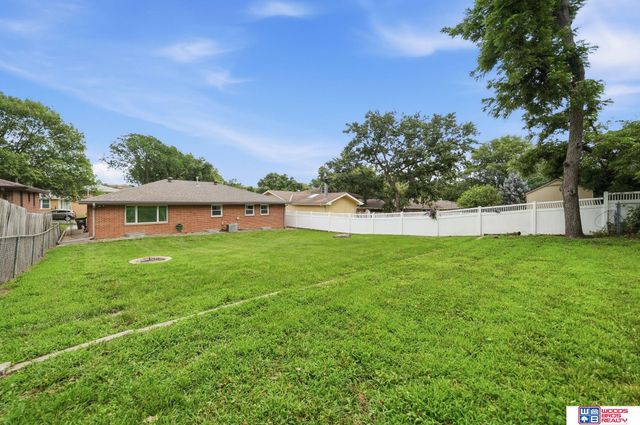 4311 S 46th Street, Lincoln, NE 68516