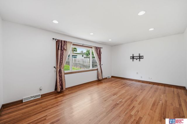 4311 S 46th Street, Lincoln, NE 68516