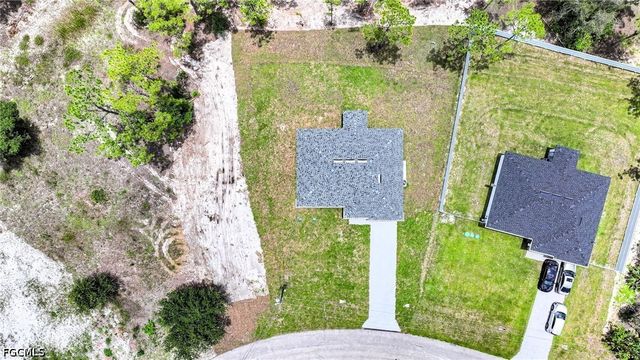 432 Burrstone DR, Lehigh Acres, FL 33974