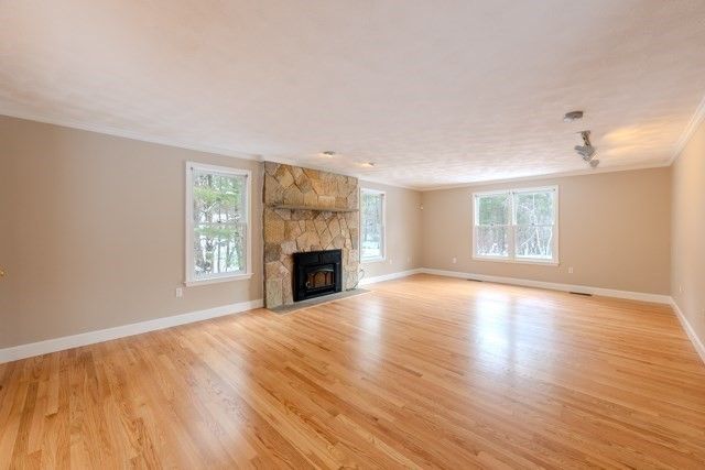 29 Stoneybrook Cir., Andover, MA 01810