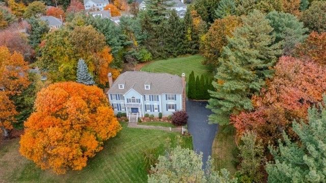 29 Stoneybrook Cir., Andover, MA 01810
