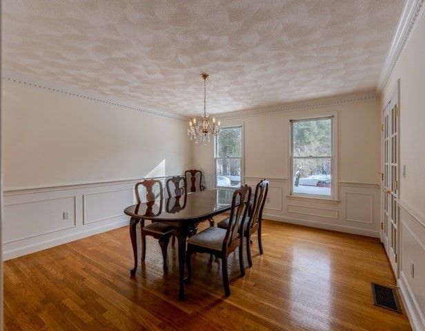 29 Stoneybrook Cir., Andover, MA 01810