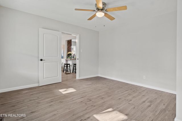 411 Forestal Drive, Knoxville, TN 37918