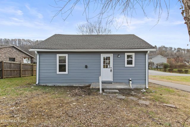 411 Forestal Drive, Knoxville, TN 37918