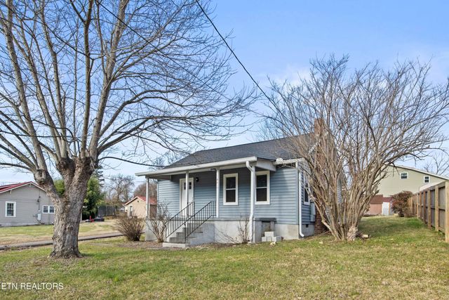 411 Forestal Drive, Knoxville, TN 37918