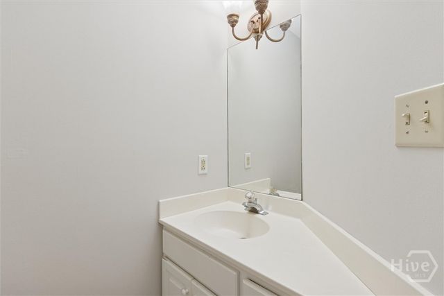 3 Jackson Court, Savannah, GA 31405