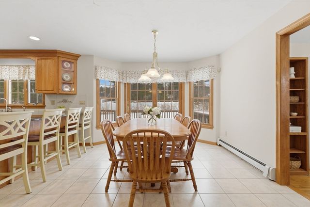 11 Satucket Tr, Bridgewater, MA 02324