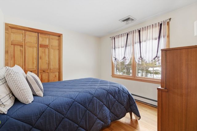 11 Satucket Tr, Bridgewater, MA 02324