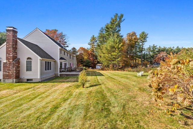 11 Satucket Tr, Bridgewater, MA 02324