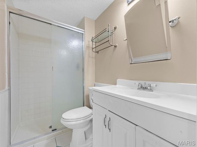 10473 Corbeil Drive, Creve Coeur, MO 63146