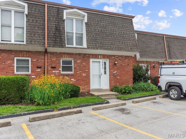 10473 Corbeil Drive, Creve Coeur, MO 63146