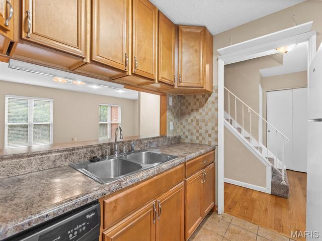 10473 Corbeil Drive, Creve Coeur, MO 63146