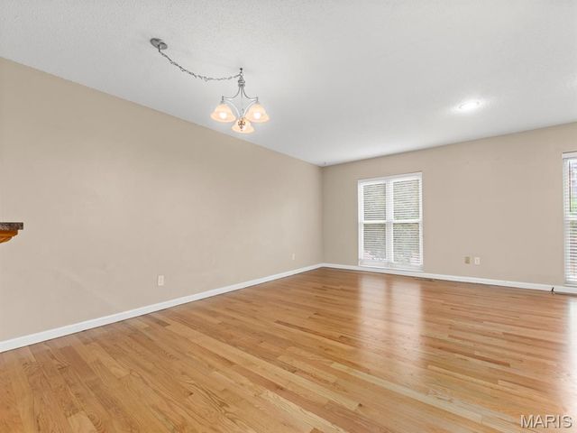 10473 Corbeil Drive, Creve Coeur, MO 63146