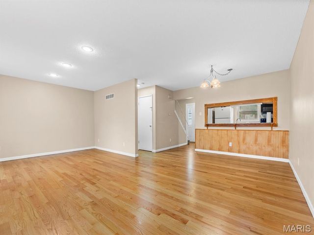 10473 Corbeil Drive, Creve Coeur, MO 63146