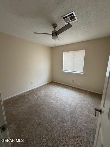 14044 Peter Noyes Drive, Horizon City, TX 79928